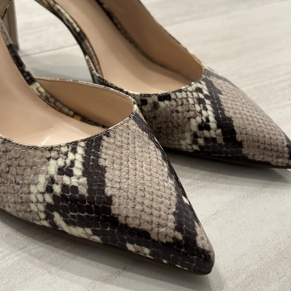 Nine West Women’s Scale Print Pointed Heels View 3